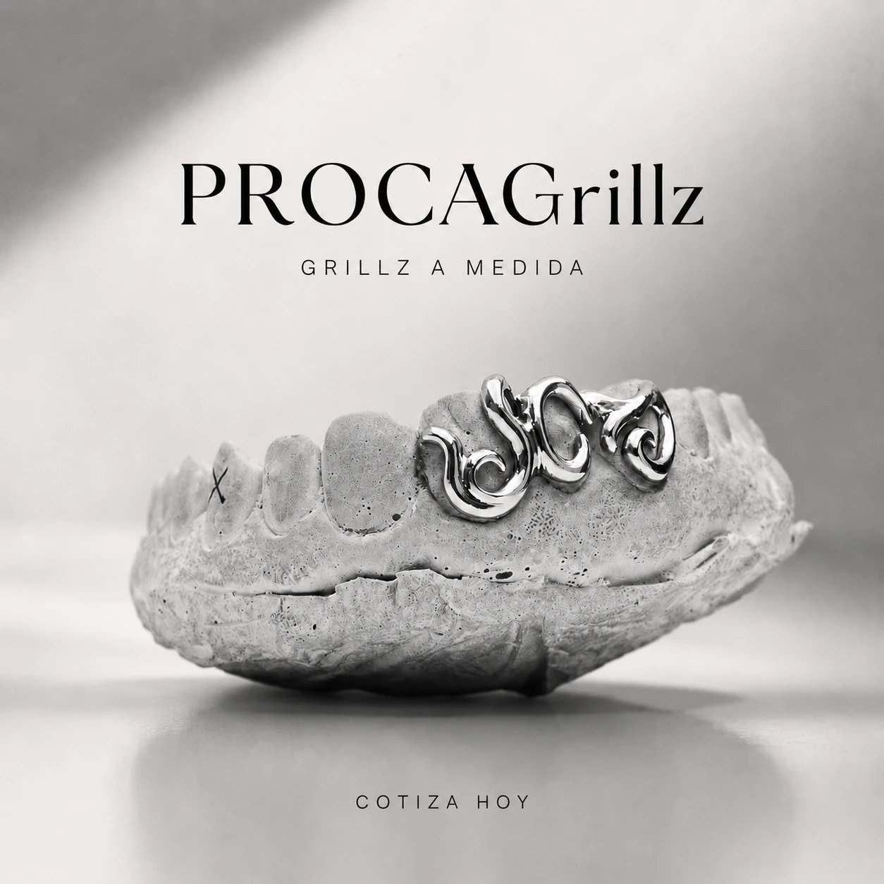 Grill personalizado a medida sobre modelo dental — GrillZ · CADCAMIA