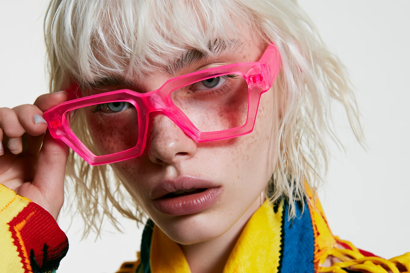 Gafas impresas en 3D (imagen generada con IA)